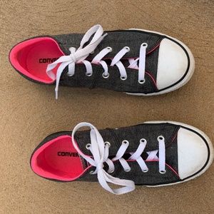 Girls All Star Converse Shoes Size 4